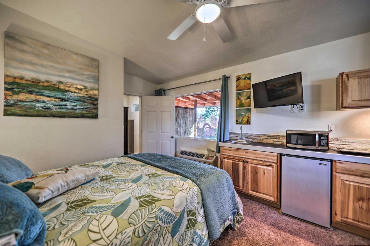 Cozy Romantic Studio 6 Mi To Red Rock St Pk Apartment